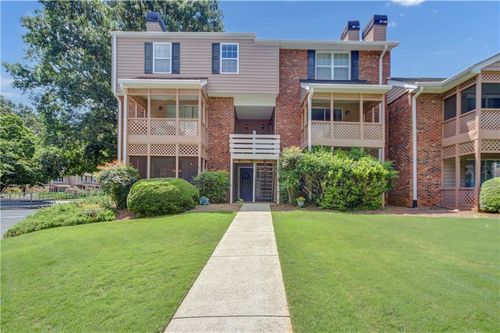 330 Quail Run, Roswell, GA, 30076-3188 | Card Image