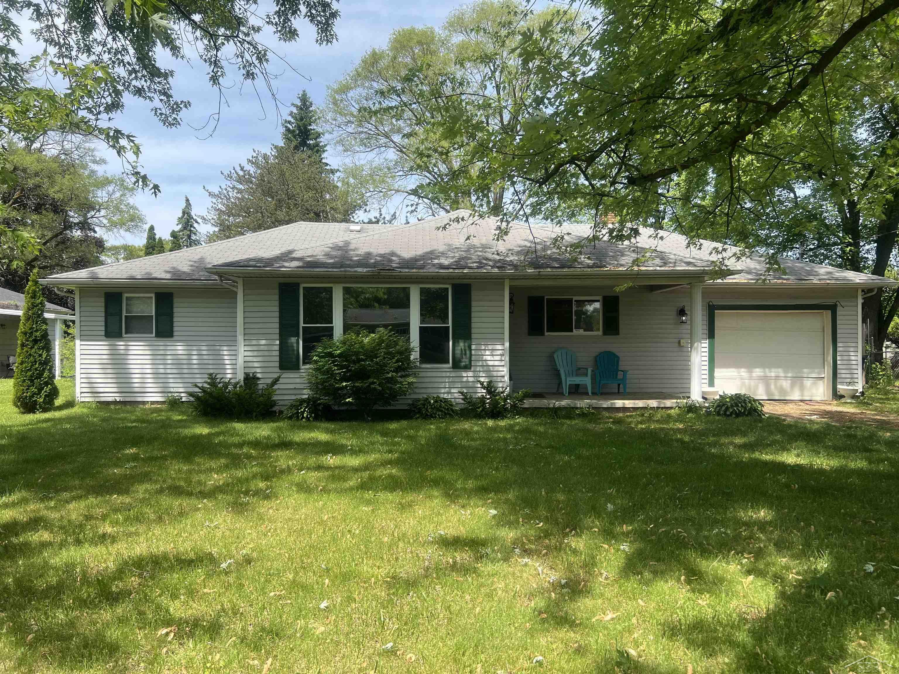 Akron St, Saginaw, MI 48601
