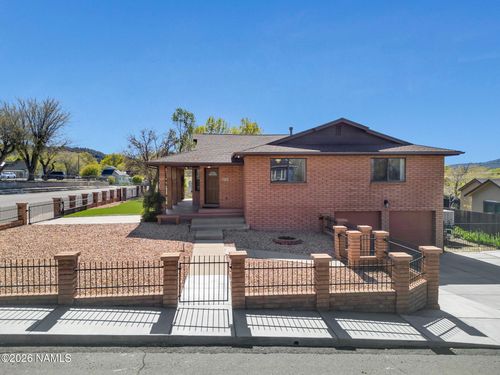 390 S 2nd St, Williams, AZ, 86046-2520 | Card Image