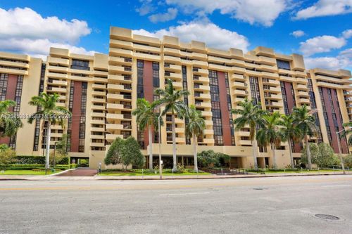 618-600 Biltmore Way, Coral Gables, FL, 33134-7530 | Card Image