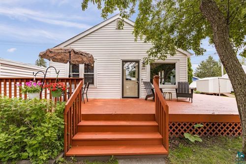28 16th St, Cloquet, MN, 55720-1919 | Card Image