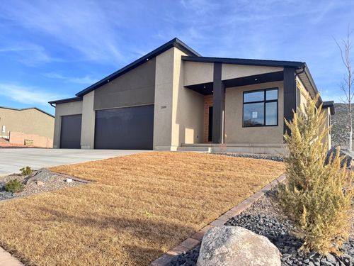 107-2509 W Scenic Dr, Cedar City, UT, 84720-4022 | Card Image