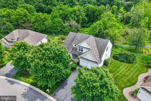 415 Westview Dr, AVONDALE, PA, 19311-1357 | Card Image
