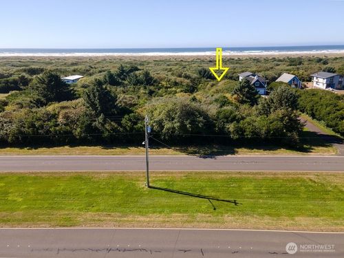 557 Ocean Shores Blvd Nw, Ocean Shores, WA, 98569-9302 | Card Image