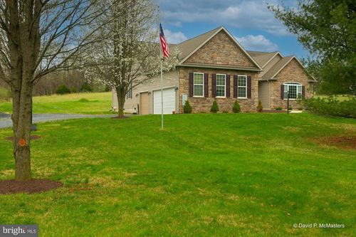 2677 Warm Springs Rd, SHENANDOAH JUNCTION, WV, 25442 | Card Image