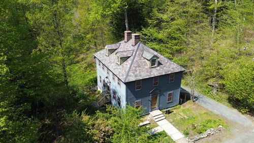 800 Hubbard Hill, Halifax, VT, 05358 | Card Image