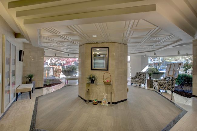 Common area with an ornate ceiling | Image 22