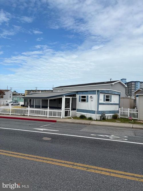 13410 Sinepuxent Ave, OCEAN CITY, MD, 21842-4563 | Card Image