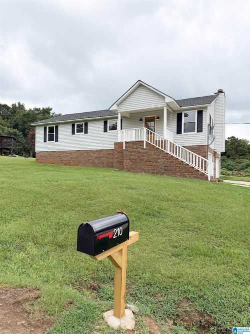 210 Frances Ln, Hayden, AL, 35079-4459 | Card Image