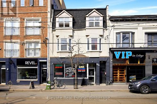 846 College St, Toronto, ON, M6H1A2 | Card Image