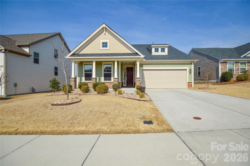 515 Cherry Blossom Ave Nw, Concord, NC, 28027-0715 | Card Image