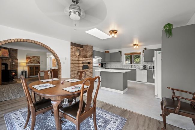 65 Islewood Dr, House other with 3 bedrooms, 2 bathrooms and 4 parking in Bowser BC | Image 9