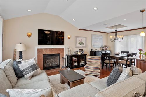 132 North Dr, N Massapequa, NY, 11758-1439 | Card Image