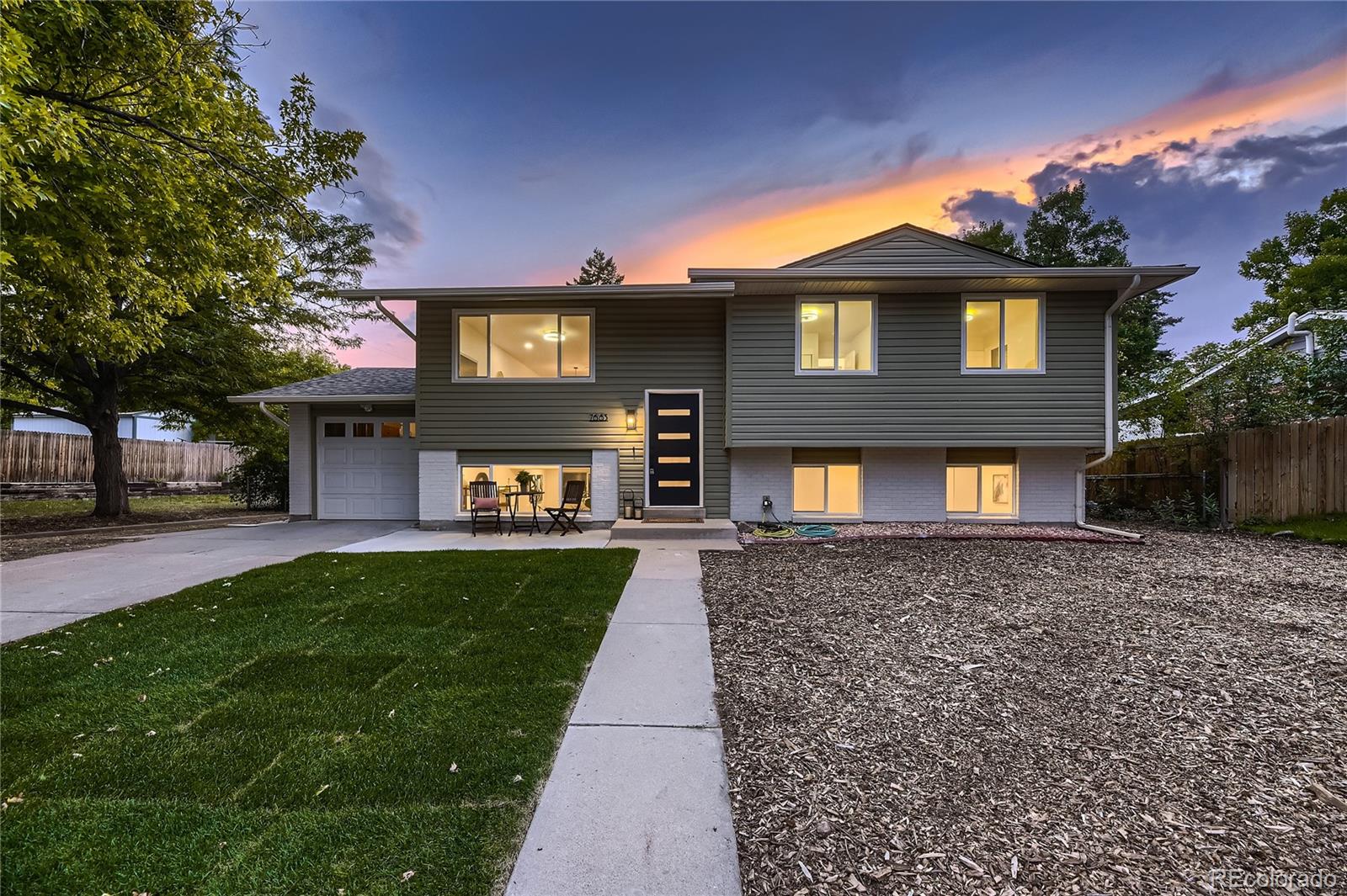 Vine St, Centennial, CO 80122