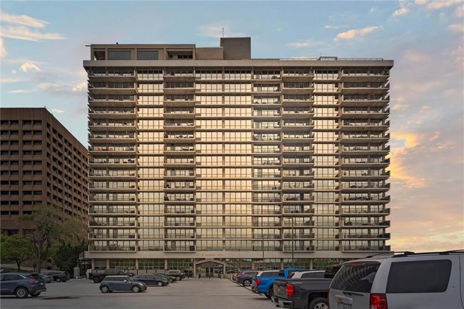 APT-403 - 600 Admiral Blvd, Condo with 3 bedrooms, 4 bathrooms and null parking in Kansas City MO | Image 29