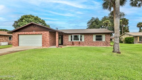 104 Nathan Hale Ct, Daytona Beach, FL, 32119-1457 | Card Image