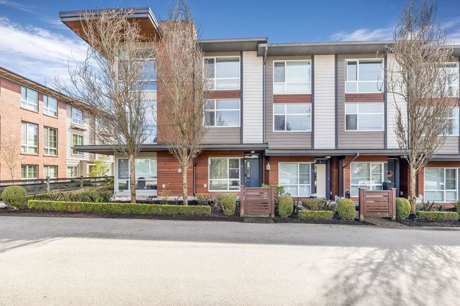 32 - 16223 23 A Avenue, Townhouse with 3 bedrooms, 2 bathrooms and 2 parking in Surrey BC | Image 3