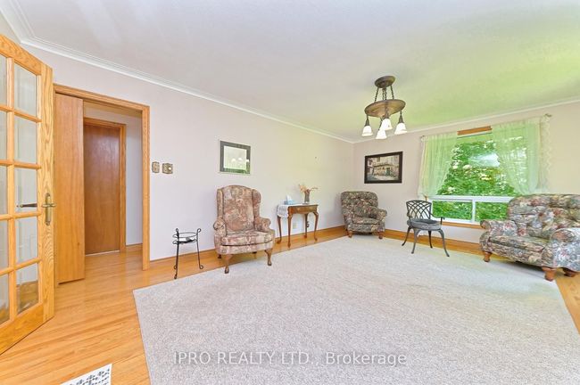 4 Ann St, House other with 2 bedrooms, 2 bathrooms and 6 parking in Georgetown ON | Image 19