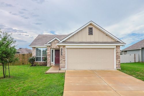 107 Meadow Lake Ct, Navasota, TX, 77868-4067 | Card Image
