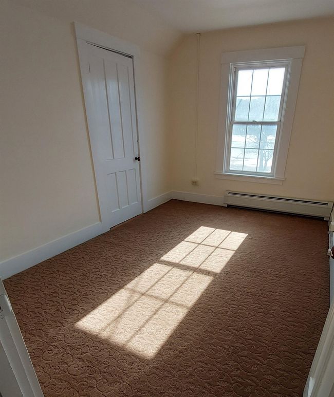3 - 117 S Main St, Condo with 1 bedrooms, 1 bathrooms and null parking in Chester VT | Image 5