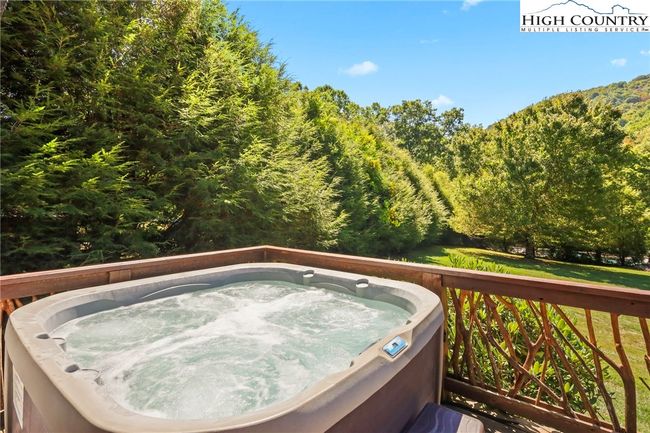 8 - 52 Eagle Cottage Ln, Townhouse with 1 bedrooms, 2 bathrooms and null parking in Banner Elk NC | Image 5