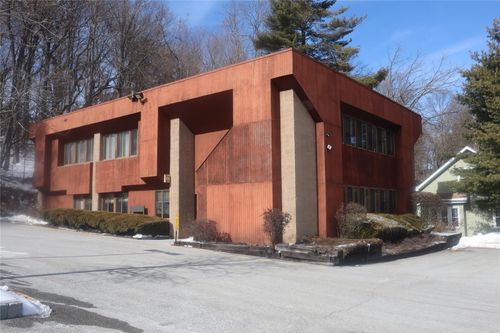 156 Orange Ave, Walden, NY, 12586-2029 | Card Image