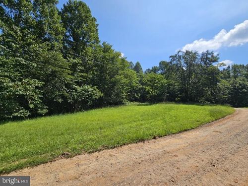 398 Gully Tavern Ln, Rice, VA, 23966-2754 | Card Image