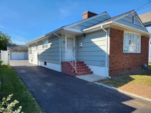 93 1st Ave, Raritan, NJ, 08869-1549 | Card Image