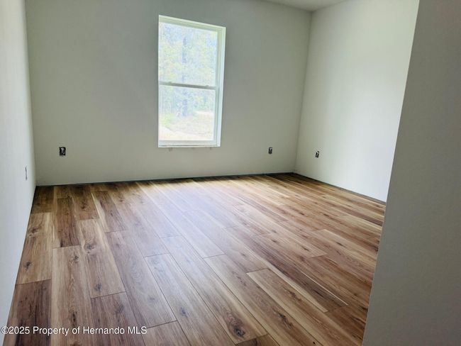 14586 Mocking Wren Rd, House other with 4 bedrooms, 2 bathrooms and null parking in WEEKI WACHEE FL | Image 11
