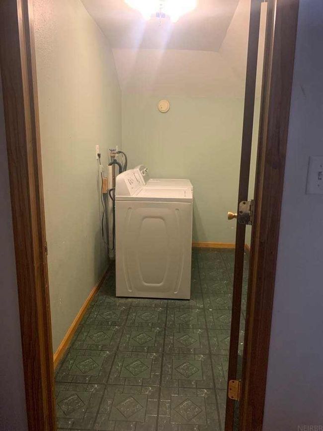 206 E Clark St, House other with 3 bedrooms, 1 bathrooms and null parking in Calmar IA | Image 22