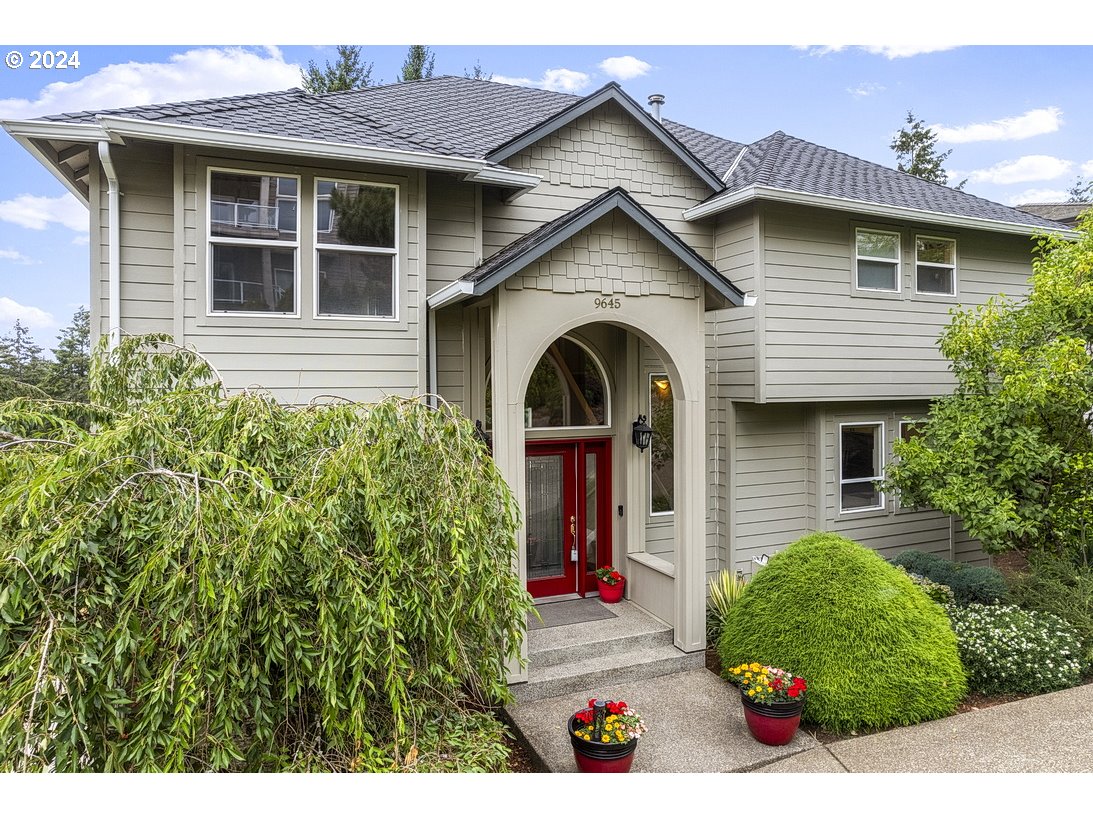 Westview Ct, Happy Valley, OR 97086