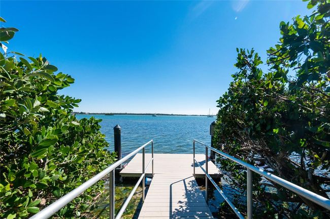Dock at Pool B | Image 34