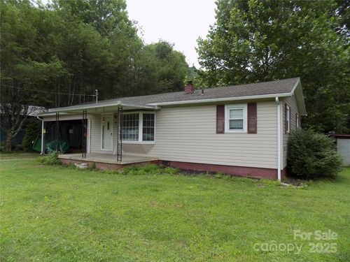 48 Cornwell Dr, Waynesville, NC, 28786-5362 | Card Image