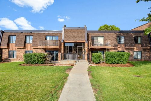 apt-2b-717 Tipperary Ct, Schaumburg, IL, 60193-3224 | Card Image