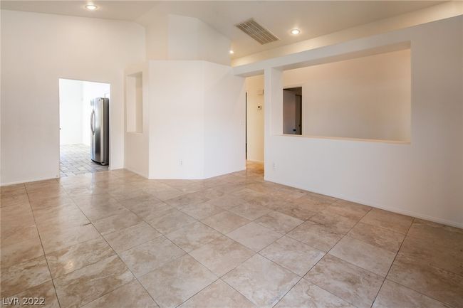 1021 Windhook St, House other with 3 bedrooms, 2 bathrooms and null parking in Las Vegas NV | Image 5