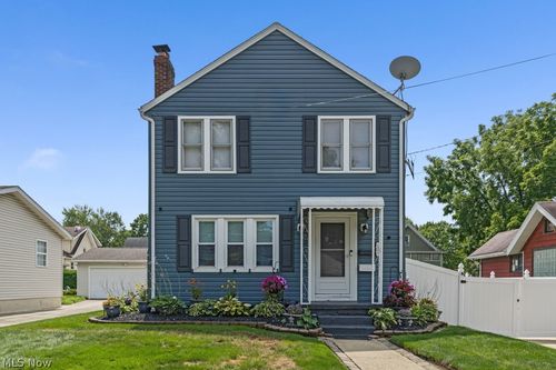 1392 Indianola Ave, Akron, OH, 44305-2006 | Card Image