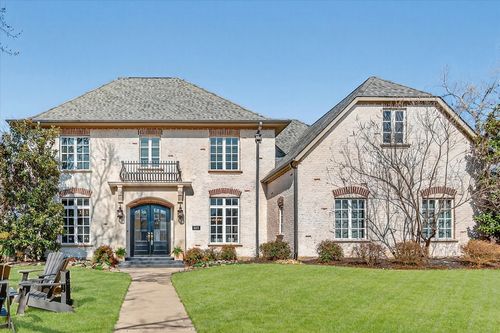 1823 Southpark Dr, Arlington, TX, 76013-4212 | Card Image