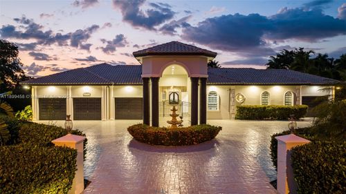 13751 Pine Meadow Ct, Davie, FL, 33325-5102 | Card Image