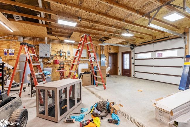 27501 Highway 149, House other with 3 bedrooms, 2 bathrooms and null parking in Sigourney IA | Image 27