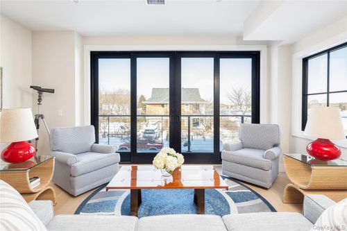 1-123 Sterling Ave, Greenport, NY, 11944-1439 | Card Image