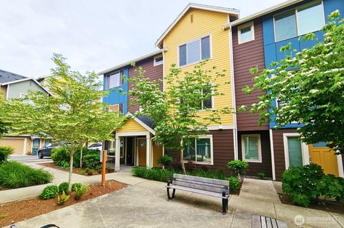 15788 Ne 14th Aly, Bellevue, WA, 98008-2719 | Card Image