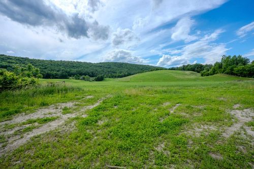 1 Us Route 5, Hartland, VT, 05048 | Card Image