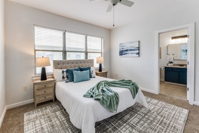 APT-1102 - 1201 Grove Blvd, Condo with 2 bedrooms, 3 bathrooms and 1 parking in Austin TX | Image 11