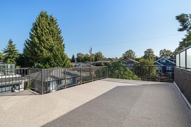 2 - 452 E 16th Avenue, Home with 4 bedrooms, 3 bathrooms and 2 parking in Vancouver BC | Image 20