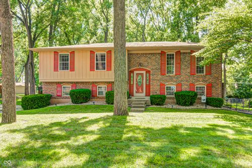 8710 Maple View Dr, Indianapolis, IN, 46217-4836 | Card Image
