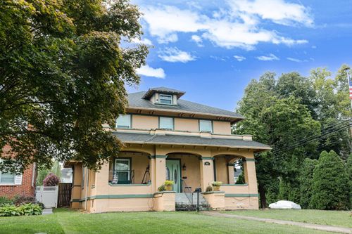 1025 W King St, MARTINSBURG, WV, 25401-1937 | Card Image