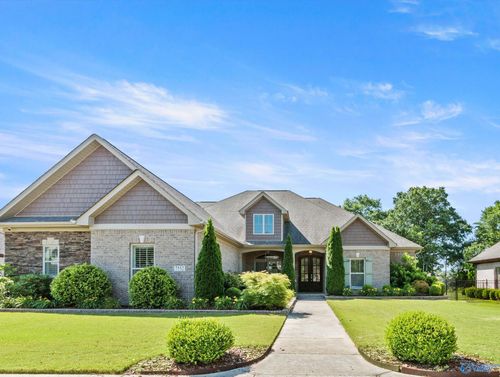 7552 Parktrace Lane Se, Owens Cross Roads, AL, 35763 | Card Image