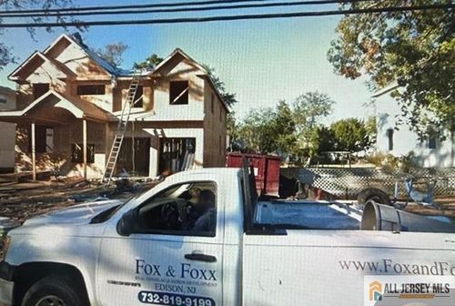 53 Forrest St, Metuchen, NJ, 08840-1213 | Card Image