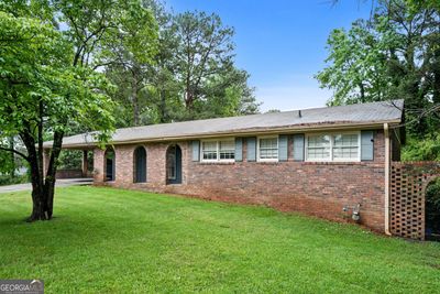 1453 Pineview Circle, House other with 5 bedrooms, 2 bathrooms and null parking in Douglasville GA | Image 2