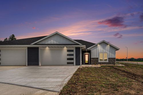 719 Tallgrass Cir, Luverne, MN, 56156 | Card Image